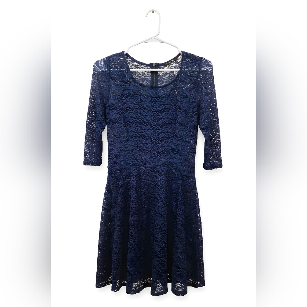 Chic Midnight Blue Lace Dress